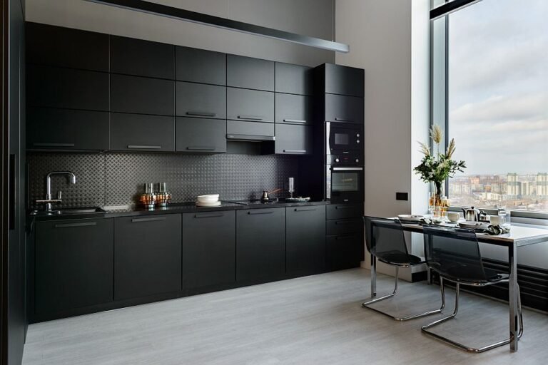 Black Kitchen Ideas